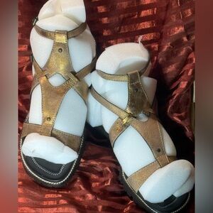 Donald Pliner Bronze Metallic Strappy Greek Style Sandals